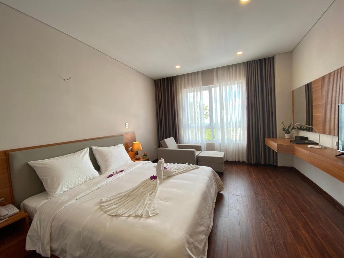 Elephants Hotel Buôn Ma Thuột Extérieur photo