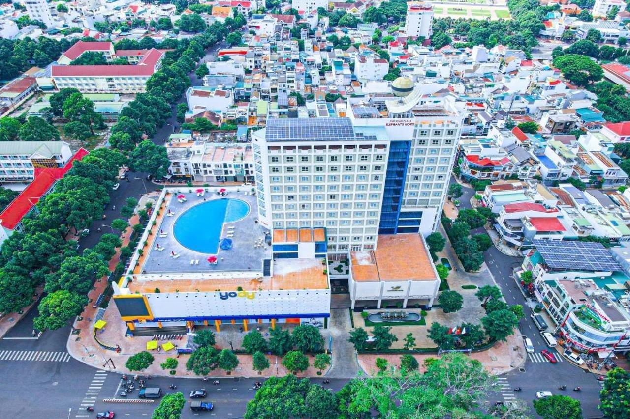 Elephants Hotel Buôn Ma Thuột Extérieur photo